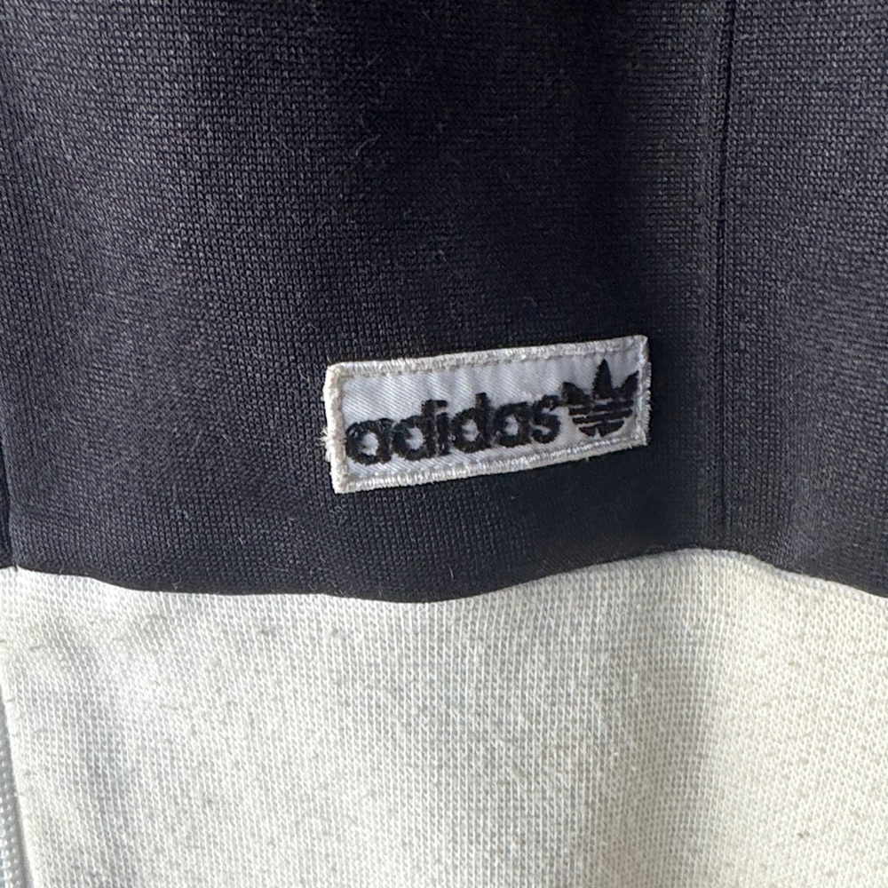 Adidas Vintage Black and Cream Zip-Up Jacket - Picture 2 of 3